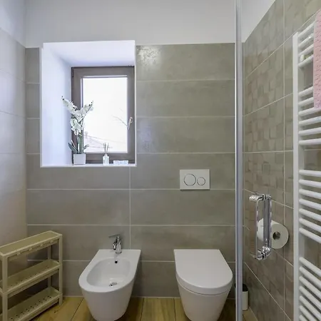 Perini By Istrialux *