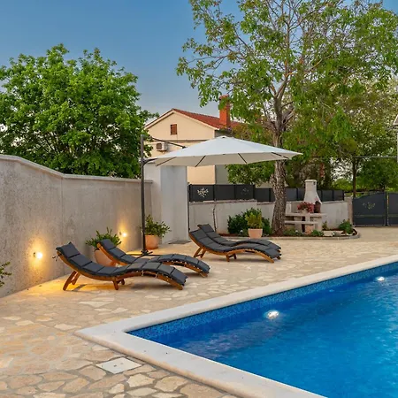 Perini By Istrialux Villa Šajini