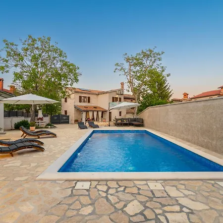 Perini By Istrialux Villa