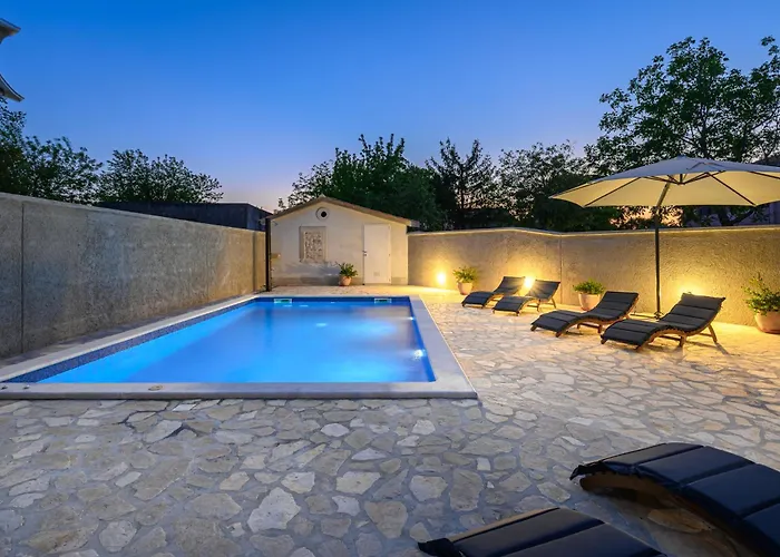 Vila Perini By Istrialux